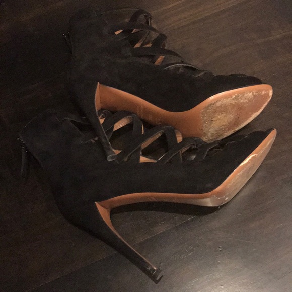 Alaia Heels - Picture 7 of 7